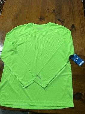 NWT BROOKS Mens Athletic Brite Neon Green Podium Long Sleeve Shirt Size Large